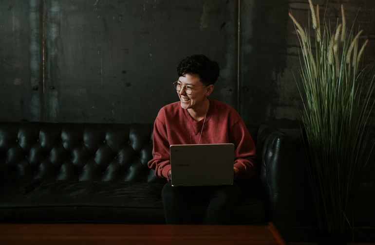 The Symbiotic Relationship: Understanding the Importance of User Experience (UX) in SEO